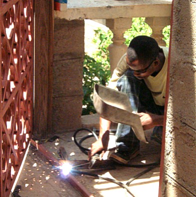 Ephraim Installs the Front Entrance Gate