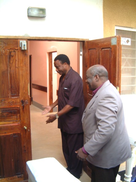 Col. E Mfuru, DC of Mpwapwa District and +Simon Chiwanga welcome the Official Guests to look around the New Maternity Wing