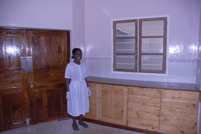 Rozina - one of the new midwives in the new Ansthetic Suite